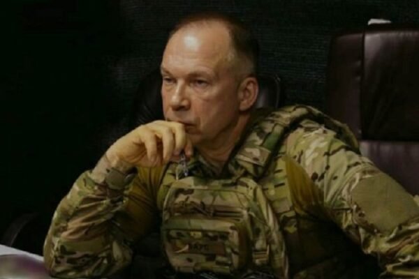 Сирський обговорив з британцями дозвіл на удари по ворожих об’єктах “в оперативній та стратегічній глибині”