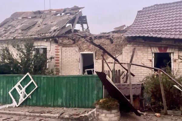 Росіяни поцілили по Запоріжжю: зруйновані будинки, є постраждалі (ФОТО, ВІДЕО)