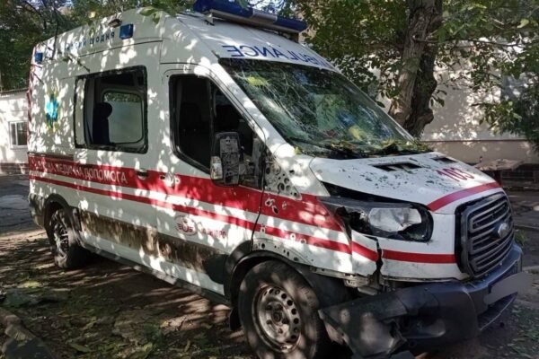 Окупанти атакували дроном авто “швидкої” на Херсонщині (ФОТО)