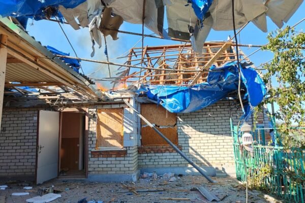 Росіяни обстріляли Марганець та Нікополь: є жертви (ФОТО)