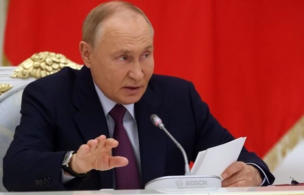 Диктатор Путін затвердив оновлену ядерну доктрину РФ