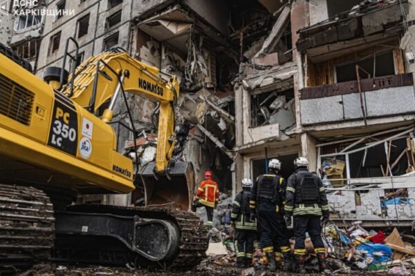 У Харкові ідентифікували чоловіка, тіло якого дістали з-під завалів девʼятиповерхівки