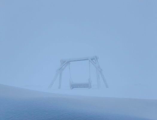 Зима не за горами: У Карпатах за ніч намело до пів метра снігу