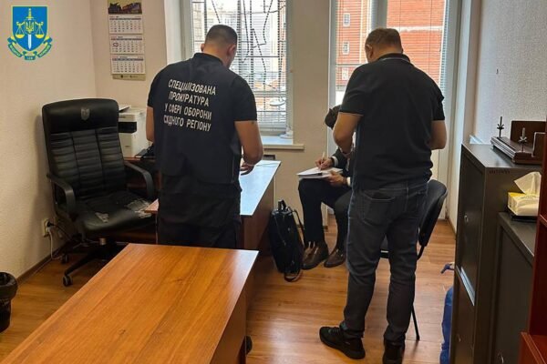 У Дніпрі викрили посадовця мерії, що розтратив 3,5 млн грн на закупівлі генераторів