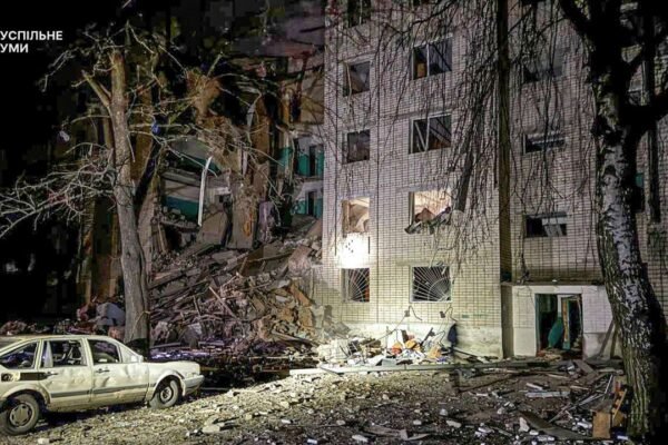 Зеленський відреагував на удар по гуртожитку у Глухові