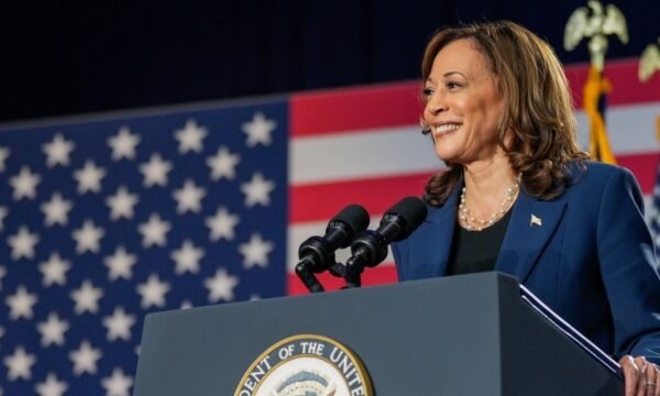 Камала Гарріс уже проголосувала на виборах президента США