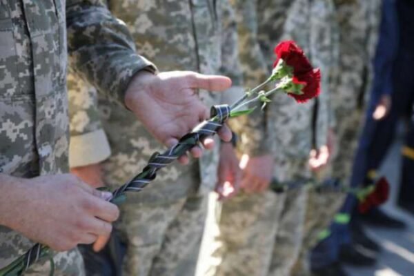 Україна повернула додому тіла понад півтисячі полеглих Захисників