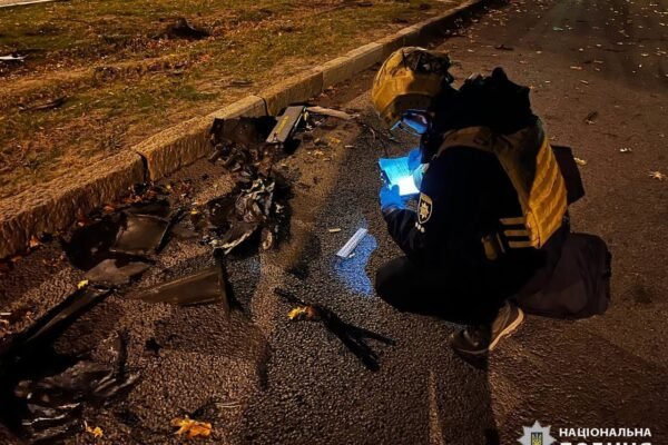 Вечірній удар по Харкову дронами: Відомо про двох постраждалих