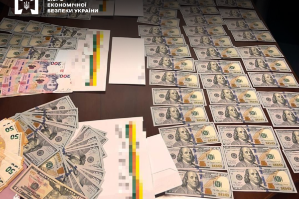 Керівництво столичного бізнес-центру організувало нелегальний покер-клуб