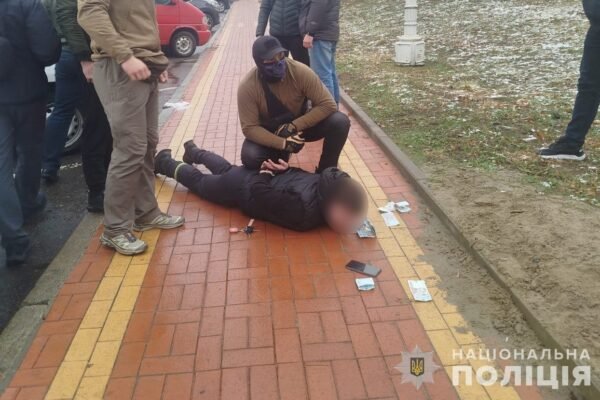 В Сумах затримали рекетирів, що вимагали 80 тис. грн надуманого боргу
