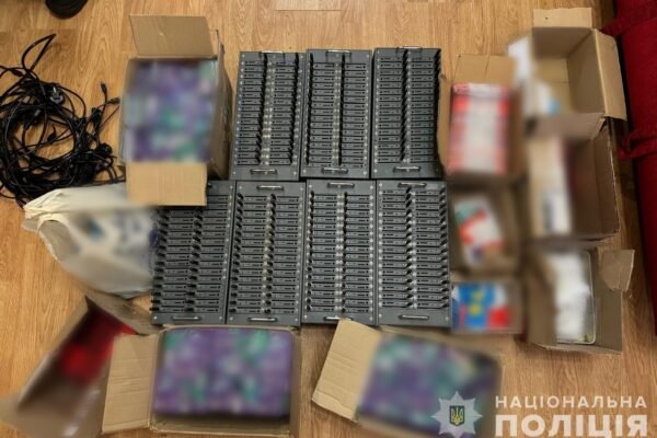 Створювали сотні фейкових акаунтів щодня: у Вінниці викрили ботоферму з ворожою пропагандою (ФОТО)