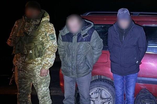 На Буковині прикордонники впіймали двох ухилянтів за допомогою дрона