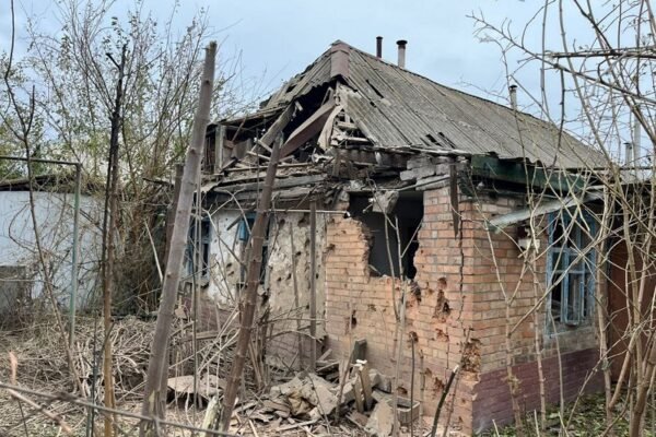 Росіяни весь день били по Нікопольщині: Пошкодили промислове підприємство (ФОТО)