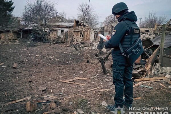 Правоохоронці показали руйнівні наслідки постійних атак на Сумщині