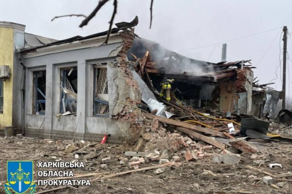 Ракетний удар по Златополю на Харківщині: Прокуратура показала наслідки (ФОТО)