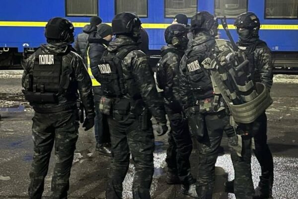 У Києві тривають обшуки в посадовців “Укрзалізниці”: Яка причина