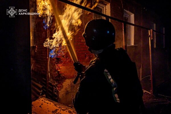 У Харкові через атаку дрона постраждав приватний сектор. Є поранені (ФОТО)