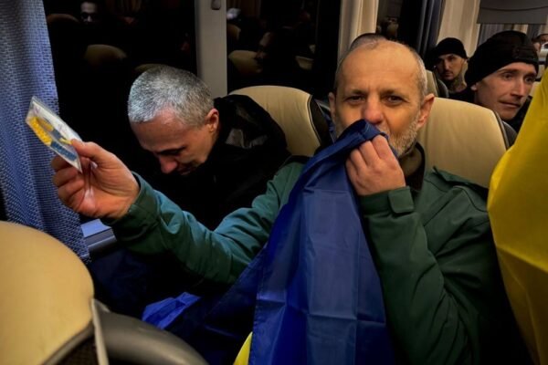 Зеленський сказав, скільки українців вдалося повернути з полону у 2024 році