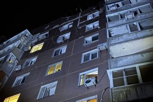 Ворог атакував Дніпро та область: Пошкоджено багатоповерхівки та інфраструктуру (ФОТО)