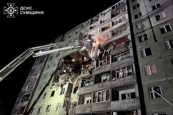 Вночі росіяни атакували Суми: 9 поранених, серед них дитина (ФОТО)