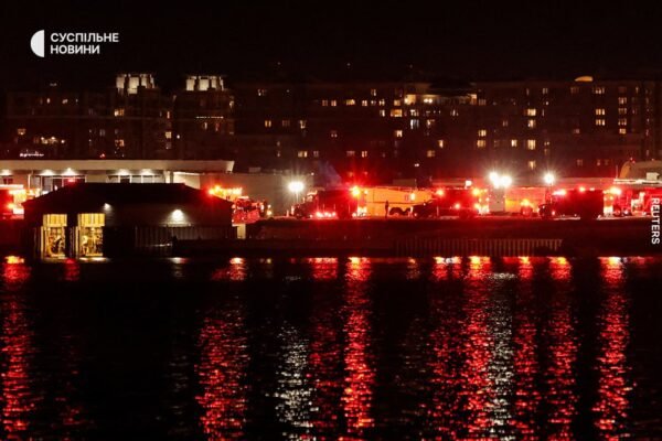 В США зіткнулися військовий вертоліт та пасажирський авіалайнер: Є загиблі