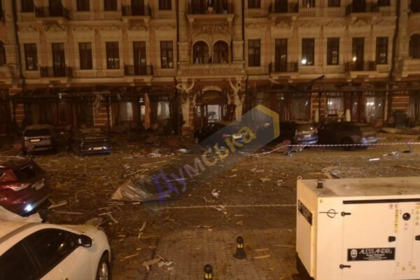 Окупанти вдарили балістикою по історичному центру Одеси
