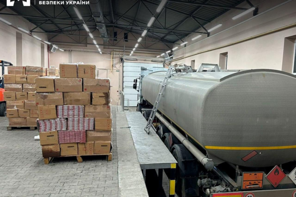 Цигарки у цистернах: На Буковині суд оштрафував контрабандистів на понад 4 млн грн