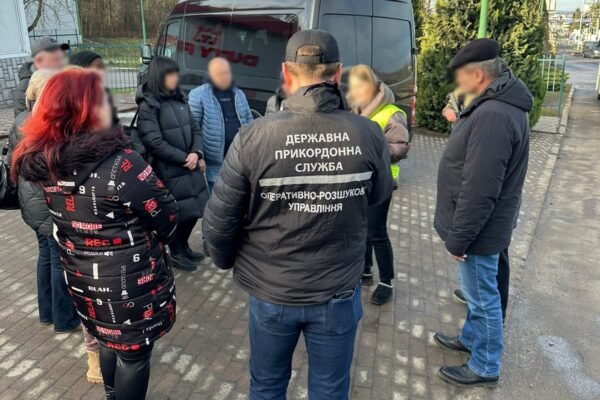 Прикордонники завадили спробі вивезення українських жінок для сексуальної експлуатації в Чехію (ФОТО, ВІДЕО)