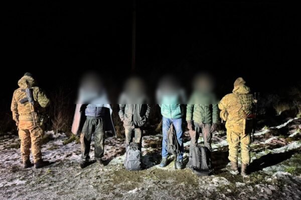 Переправника разом з трьома “клієнтами” затримали неподалік кордону з Молдовою