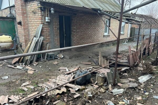 Окупанти два десятки разів вдарили по Нікопольщині (ФОТО)