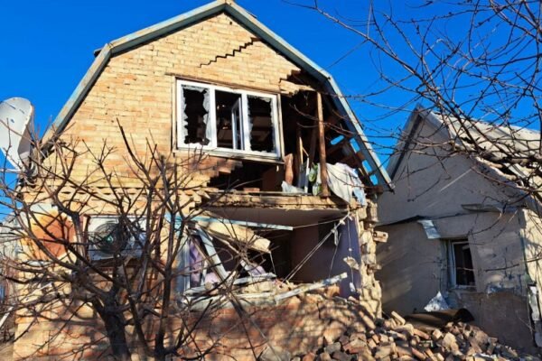 Ворог вкотре вдарив по Нікопольщині: Постраждав 41-річний чоловік (ФОТО)