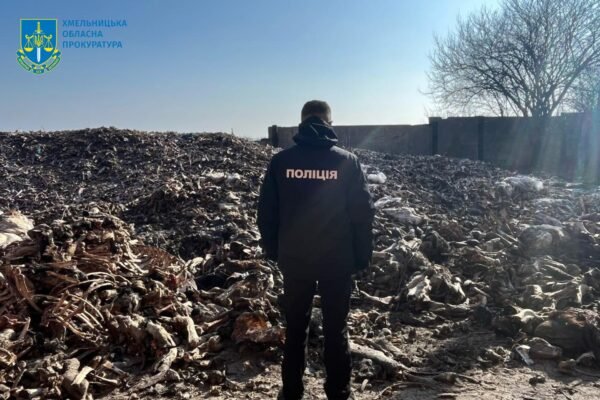 У Хмельницькому затримали посадовця держпідприємства, що вимагав хабарі за утилізацію решток тварин