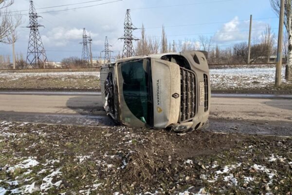 Окупанти атакували автомобіль “Укрпошти” у Донецькій області