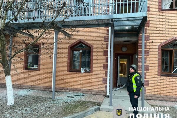 Ворог атакував Київщину ударними дронами: Пошкоджені навчальні заклади