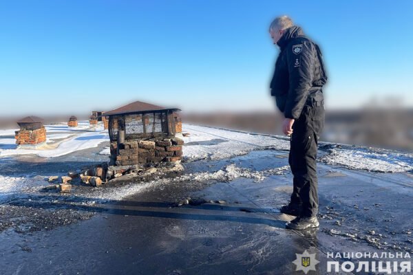 Росіяни вдарили по прикордонній Семенівці на Чернігівщині