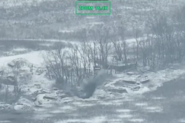 Як прикордонники знищили ворожу гармату на Вовчанському напрямку (ВІДЕО)