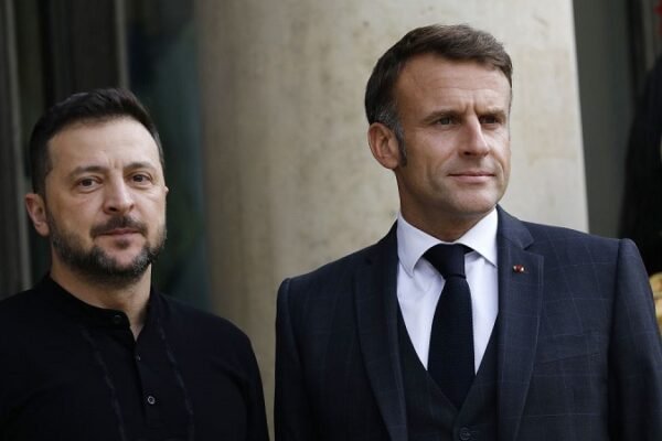 Зеленський планує 26 березня відвідати Францію: Зустрінеться з Макроном
