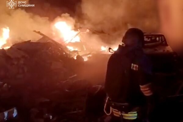 Росіяни обстріляли Сумщину: В одній з громад спалахнула пожежа