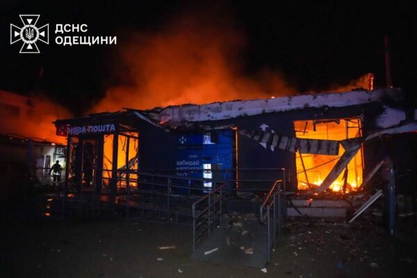 Окупанти масовано вдарили по Одесі: є загиблий, місто без води, тепла і світла