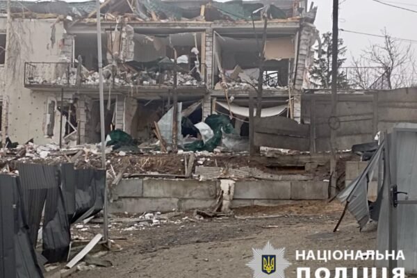 Ворог атакував Київщину: Пошкоджено житлові будинки, є поранені (ФОТО)