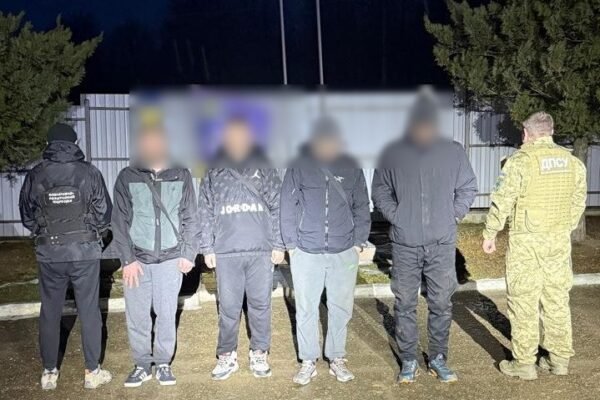 Погоня зі стріляниною: На кордоні з Румунією затримали ухилянтів