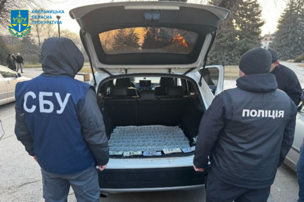 Вивозили ухилянтів через ліс: На Хмельниччині затримали переправників