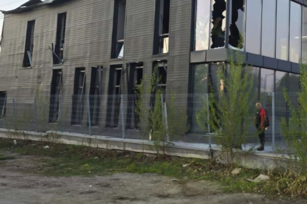 Окупанти вгатили ракетами по Дніпру: Що відомо