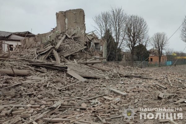 Авіаудар по Сумщині: Зруйновано гуртожиток навчального закладу та 30 будинків