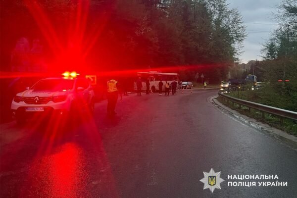 На Львівщині в ДТП з автобусом загинула дитина