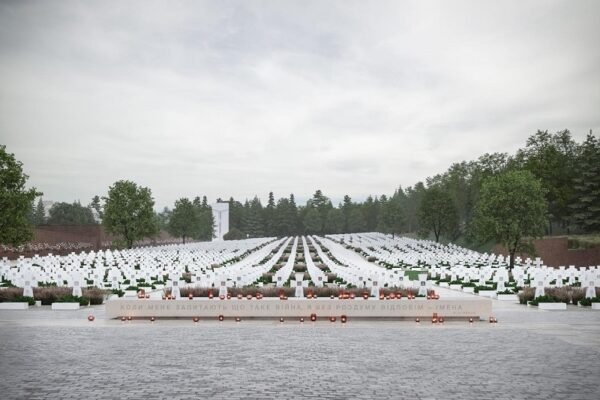 Міська рада Львова презентувала фінальний проєкт Меморіалу Героїв (ФОТО)