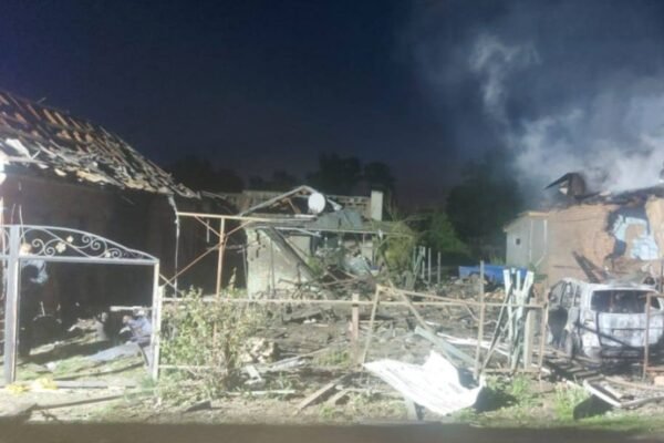 Внаслідок атаки дронів на Полтавщині спалахнули будинки та авто