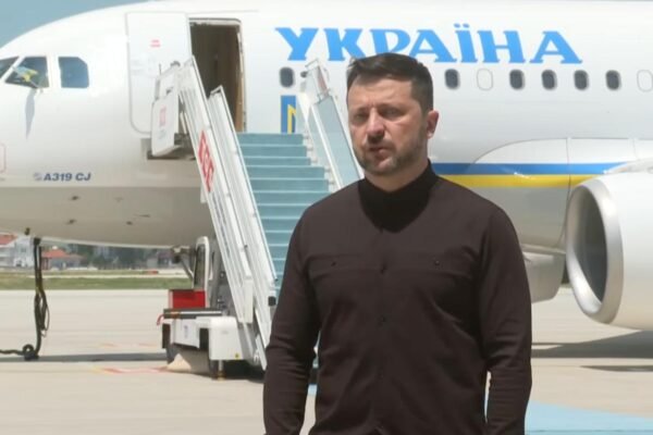 Зеленський прилетів до Анкари на зустріч з Ердоганом