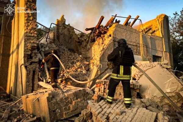 Під атакою дронів опинився Великий Бурлук на Харківщині (ФОТО)