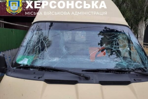 Росіяни обстріляли авто комунальників у Херсоні: Шестеро поранених